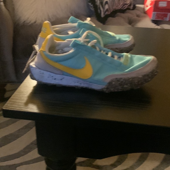 COPY - NIKE Light blue yellow RUNNING SNEAKERS Women size 7 - Picture 9 of 11